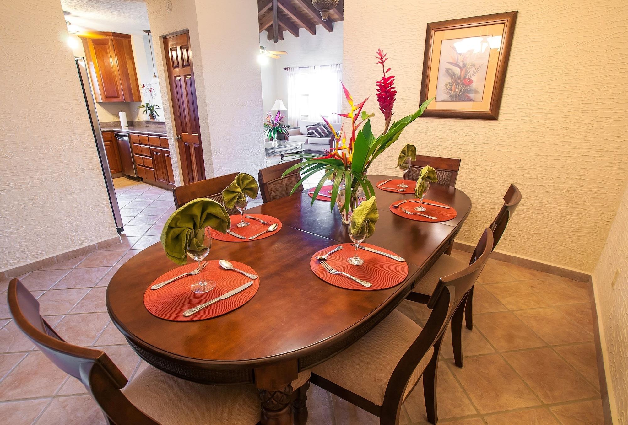 Clarion Suites Roatan At Pineapple Villas French Harbour Kültér fotó